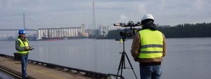 kaimauer hafen inspektion leitern